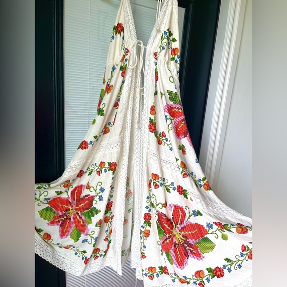 Farm Rio White Banana Vitamin Lace Dress Swim Cover Up - Picture 7 of 16